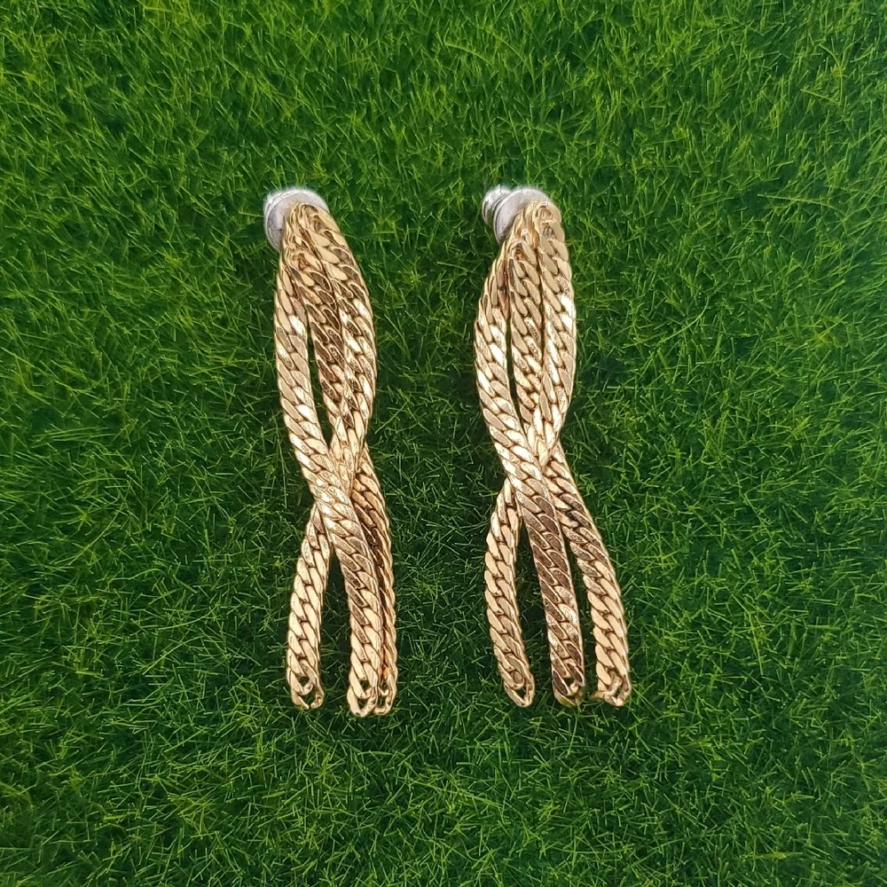 Fancy Tassel Earrings E1015